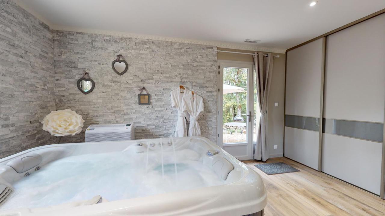 Gite Spa & Nature Saint-Chamassy Экстерьер фото